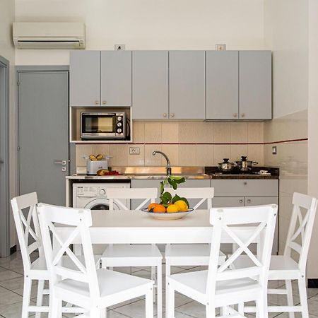 Ciatu Me' Brezza Marina Apartment กัสเตลลัมมาเร เดล โกลโฟ ภายนอก รูปภาพ